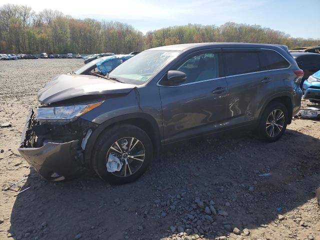 2018 Toyota Highlander LE