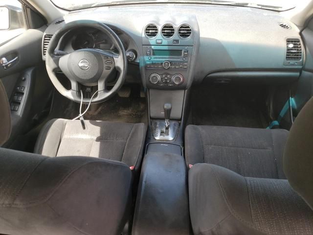 2010 Nissan Altima Base