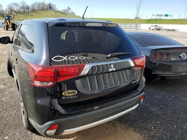 2016 Mitsubishi Outlander SE