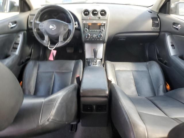 2011 Nissan Altima Base