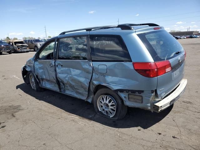 2004 Toyota Sienna CE