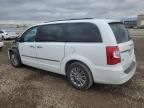 2015 Chrysler Town & Country Touring L