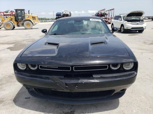 2016 Dodge Challenger SXT