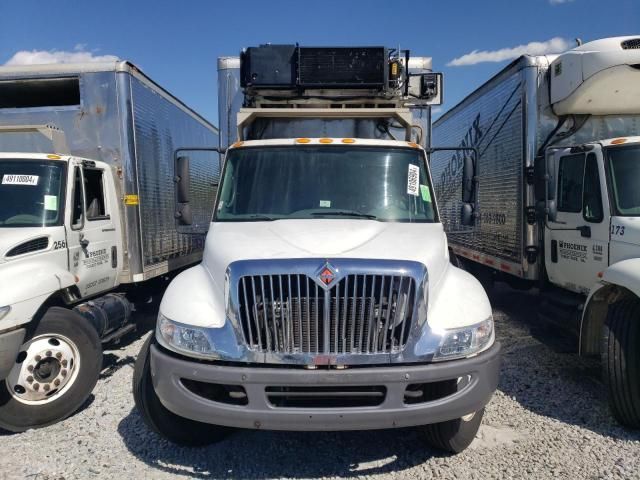 2004 International 4000 4300