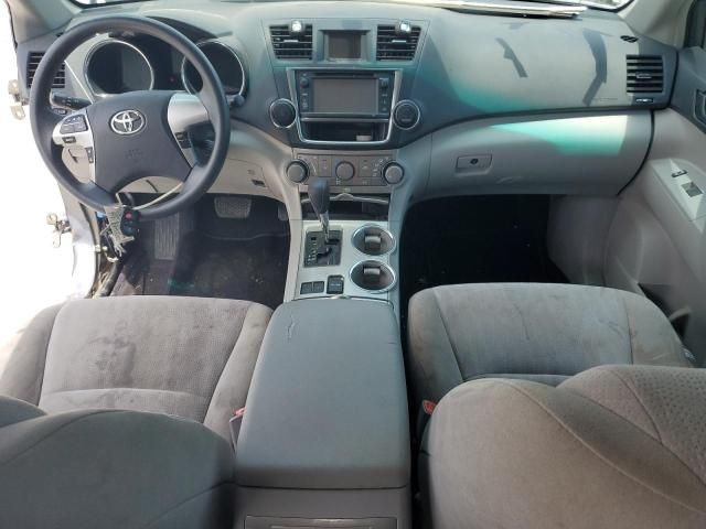 2013 Toyota Highlander Base