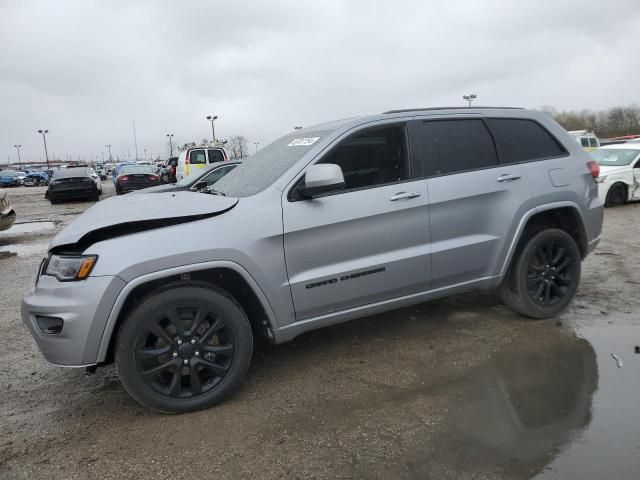 2020 Jeep Grand Cherokee Laredo