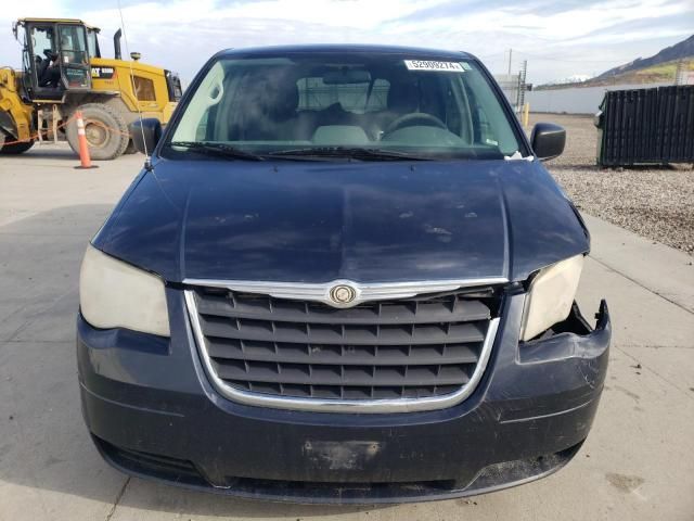 2008 Chrysler Town & Country LX