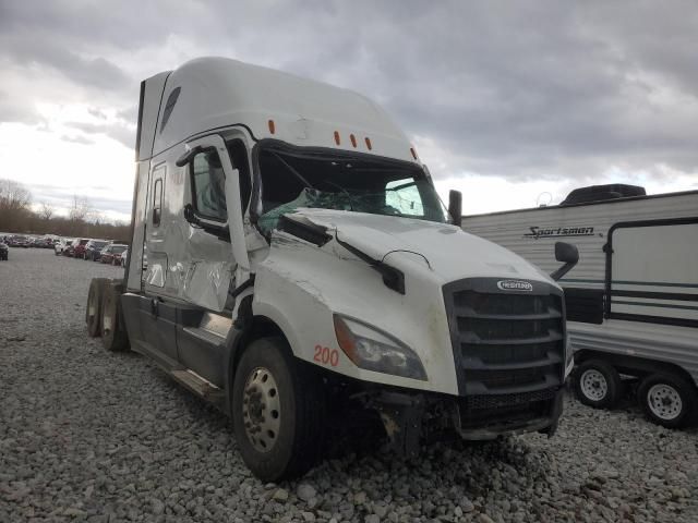 2023 Freightliner Cascadia 126