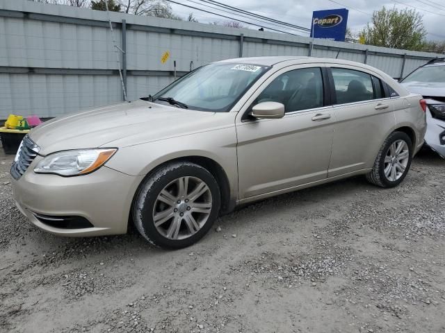 2013 Chrysler 200 Touring