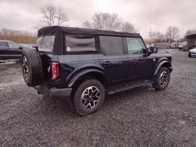 2021 Ford Bronco Base