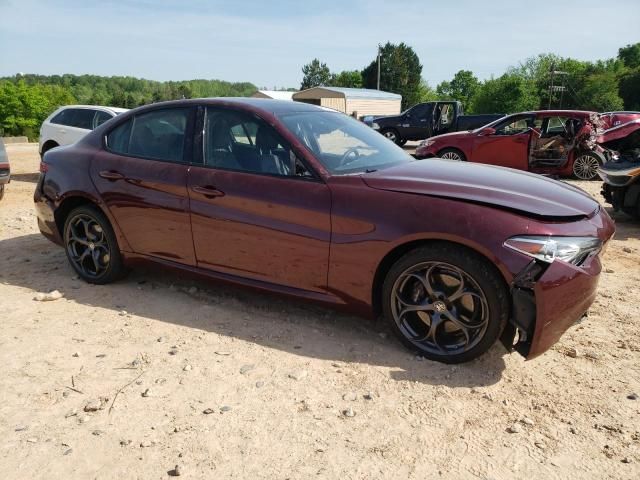 2018 Alfa Romeo Giulia TI Q4