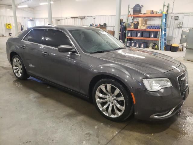 2016 Chrysler 300 Limited