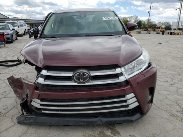 2017 Toyota Highlander SE