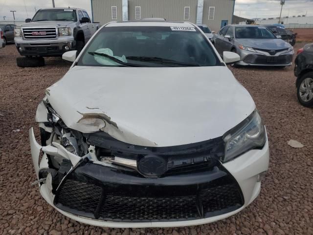 2015 Toyota Camry Hybrid