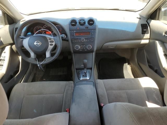 2010 Nissan Altima Base