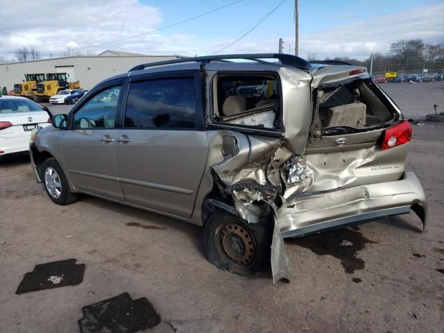 2006 Toyota Sienna CE