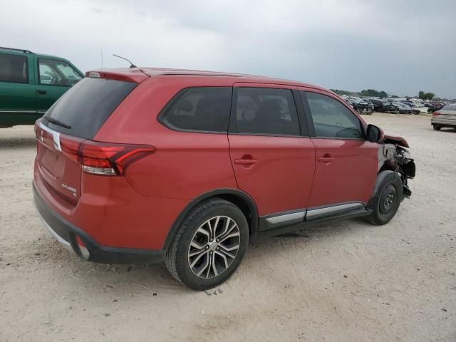 2016 Mitsubishi Outlander SE