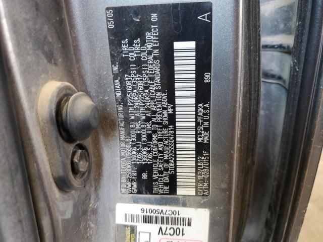 2005 Toyota Sienna XLE