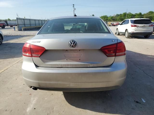 2013 Volkswagen Passat SE