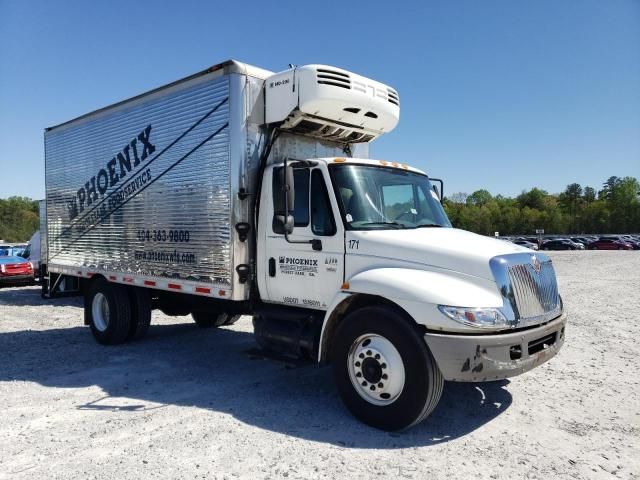 2004 International 4000 4300