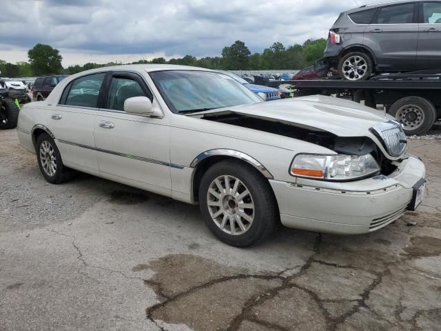 2006 Lincoln Town Car Signature