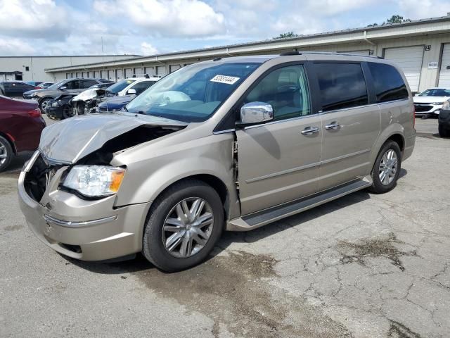 2009 Chrysler Town & Country Limited