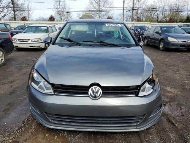 2016 Volkswagen Golf Base / S