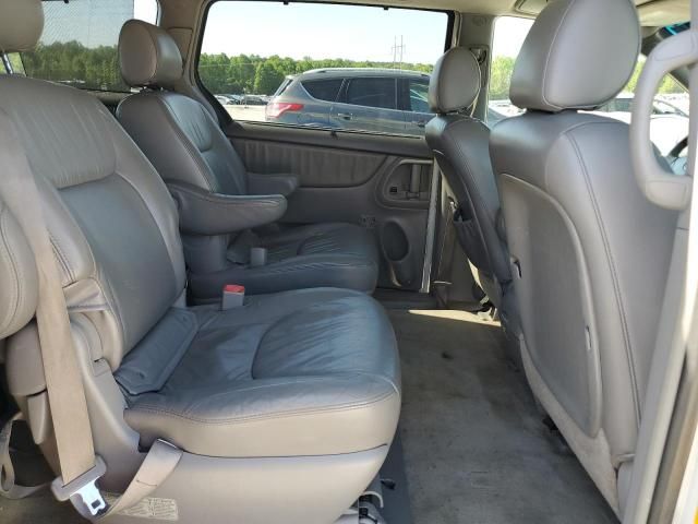 2008 Toyota Sienna XLE