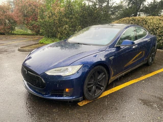 2015 Tesla Model S 70D