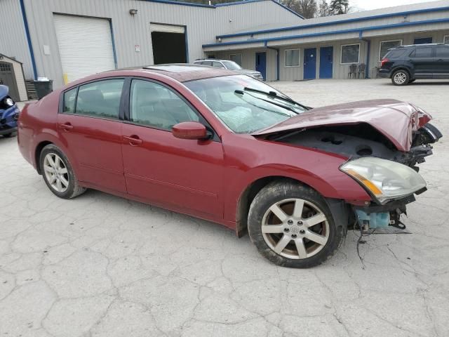 2004 Nissan Maxima SE