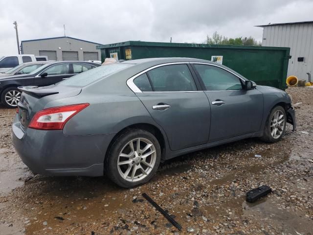 2010 Nissan Maxima S