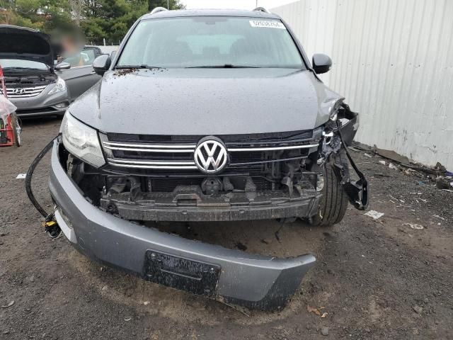 2016 Volkswagen Tiguan S