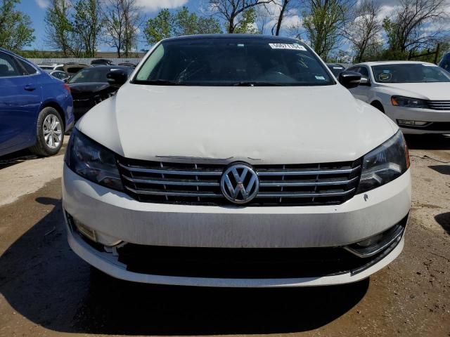 2014 Volkswagen Passat SE