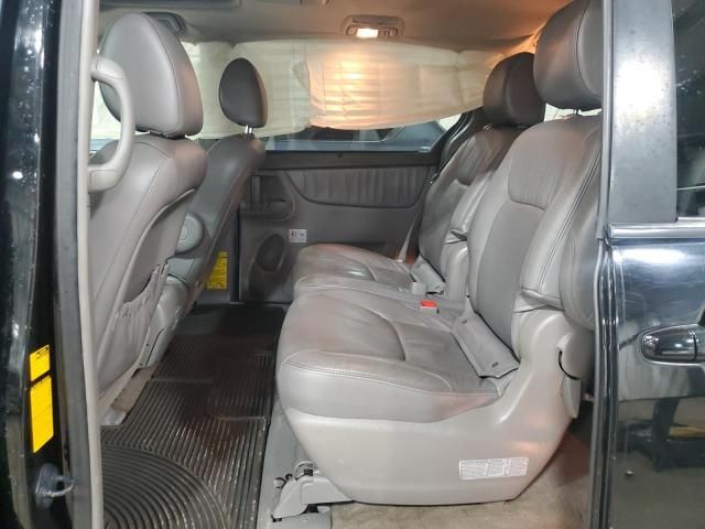 2009 Toyota Sienna XLE