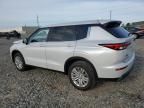 2024 Mitsubishi Outlander ES