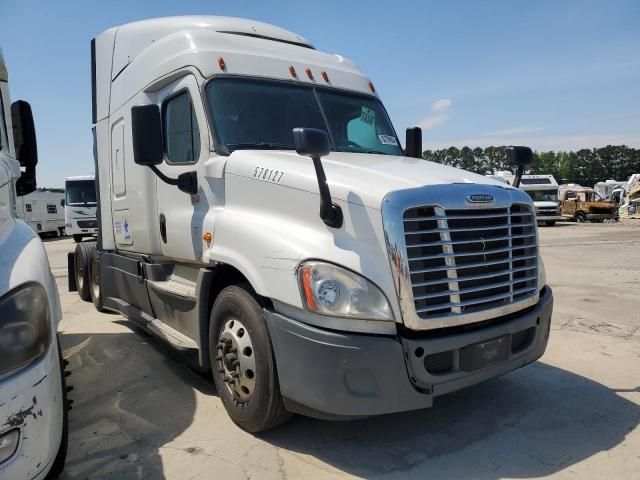 2016 Freightliner Cascadia 125