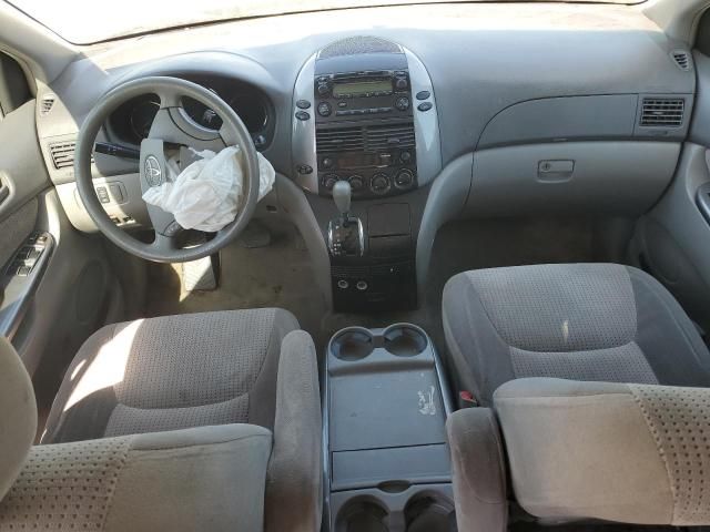 2008 Toyota Sienna CE