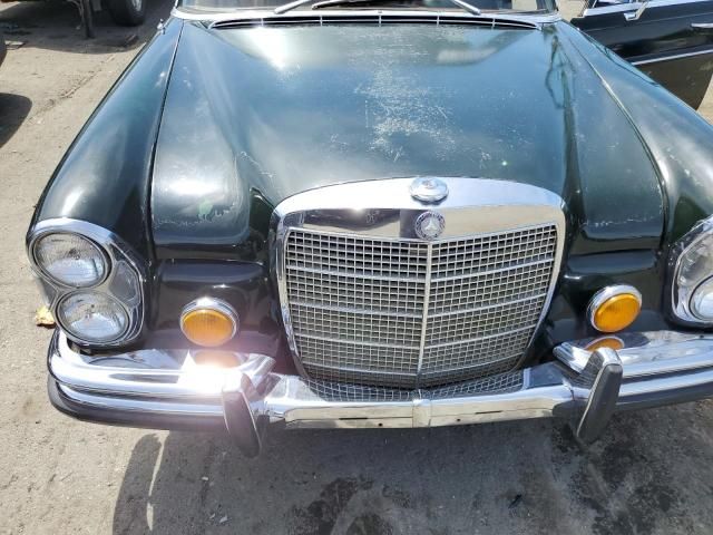 1970 Mercedes-Benz 280S