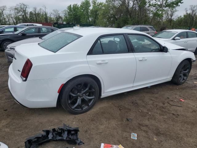 2022 Chrysler 300 Touring L