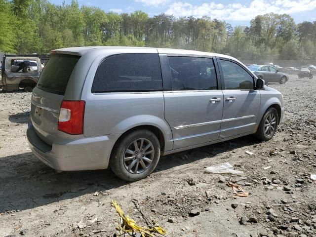 2014 Chrysler Town & Country S