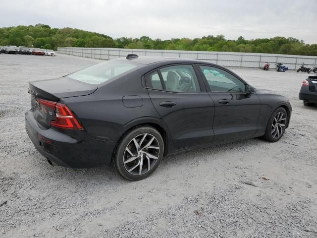 2019 Volvo S60 T5 Momentum