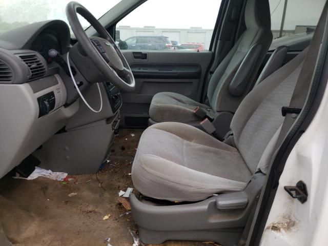 2004 Ford Freestar SE