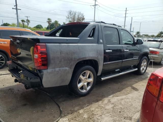 2013 Chevrolet Avalanche LTZ