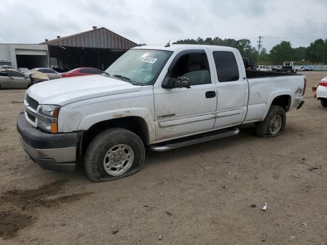 2004 Chevrolet Silverado K2500 Heavy Duty