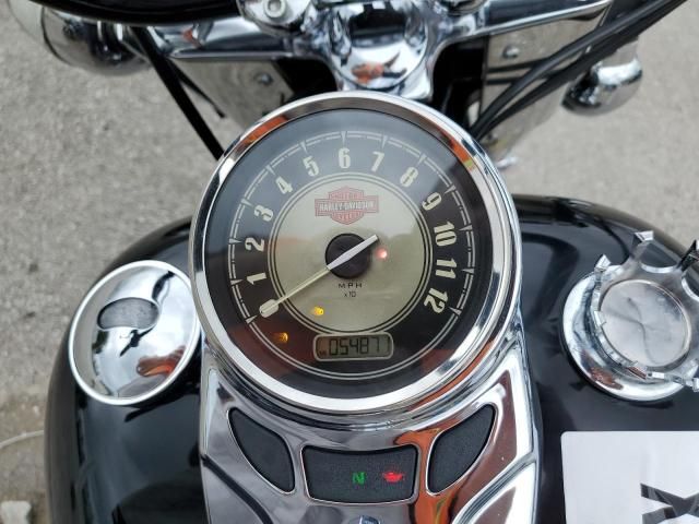2011 Harley-Davidson Flstc