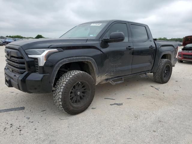 2023 Toyota Tundra Crewmax SR