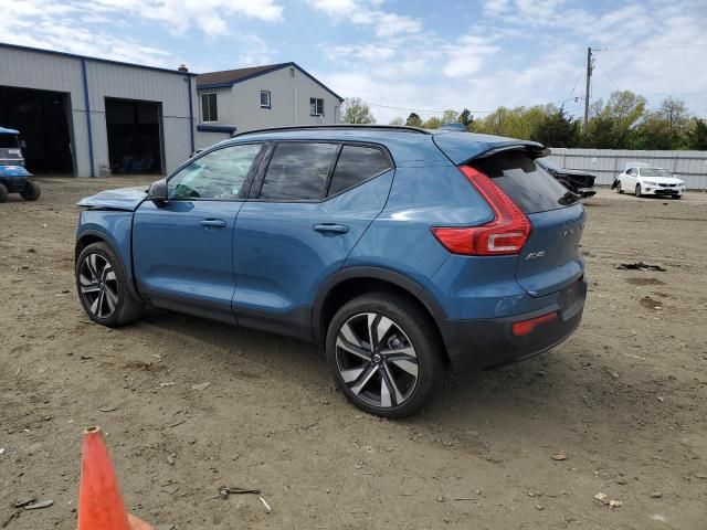 2023 Volvo XC40 Plus