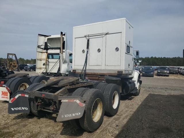 1999 International 8000 8100