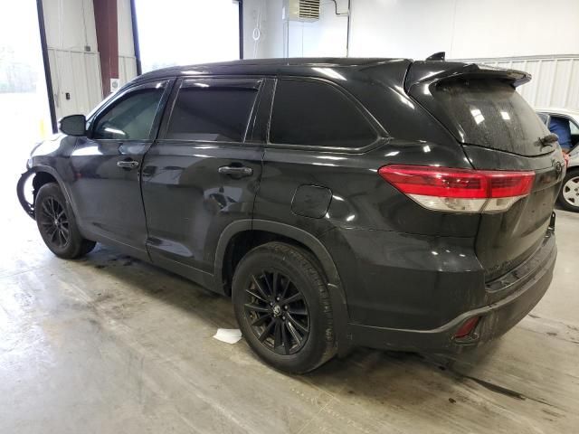 2019 Toyota Highlander SE