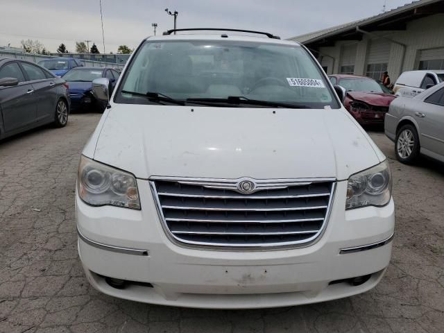 2010 Chrysler Town & Country Limited